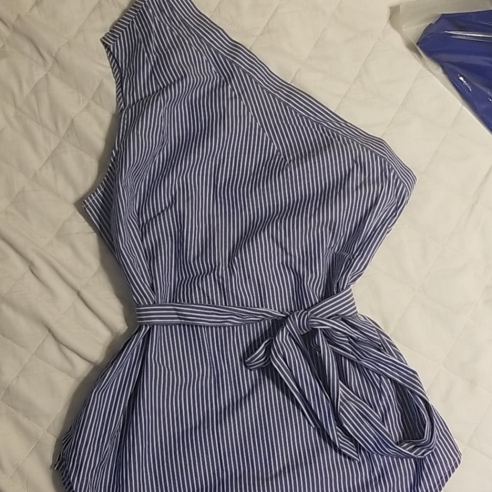 Women's shirt